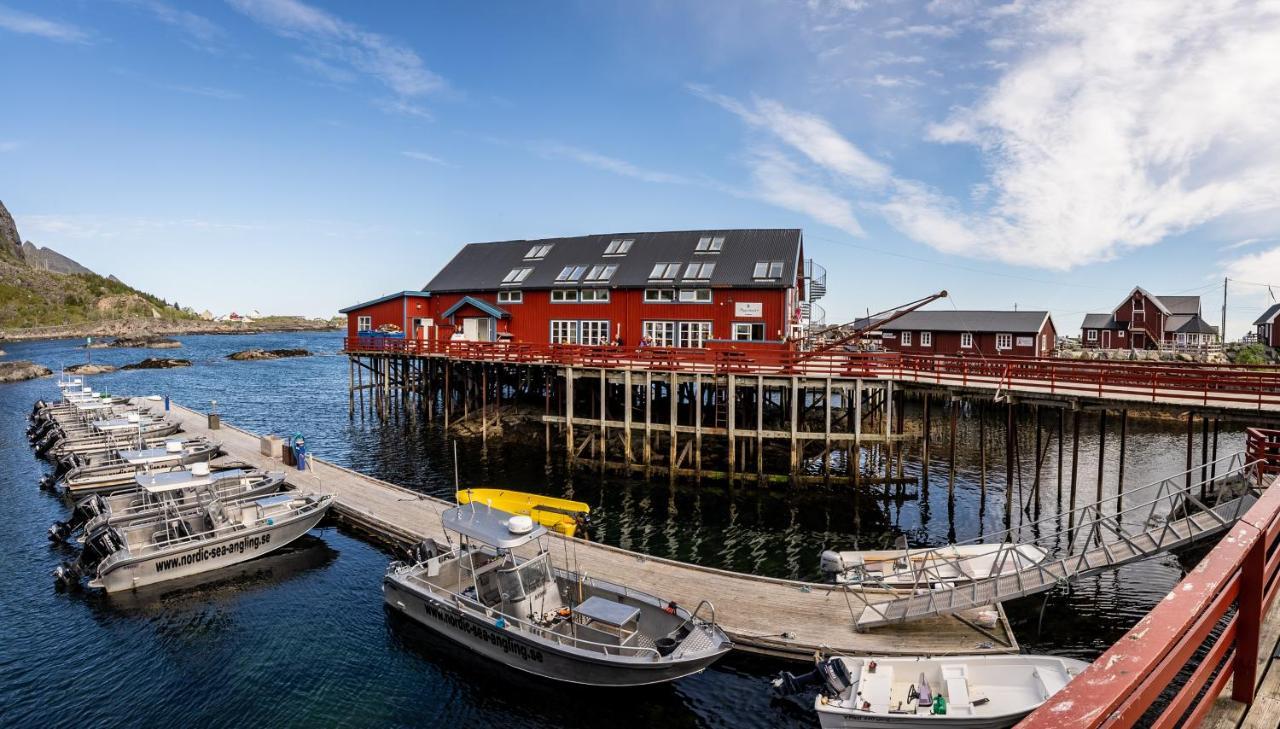 Brygga Restaurant&Rooms Å Exteriör bild