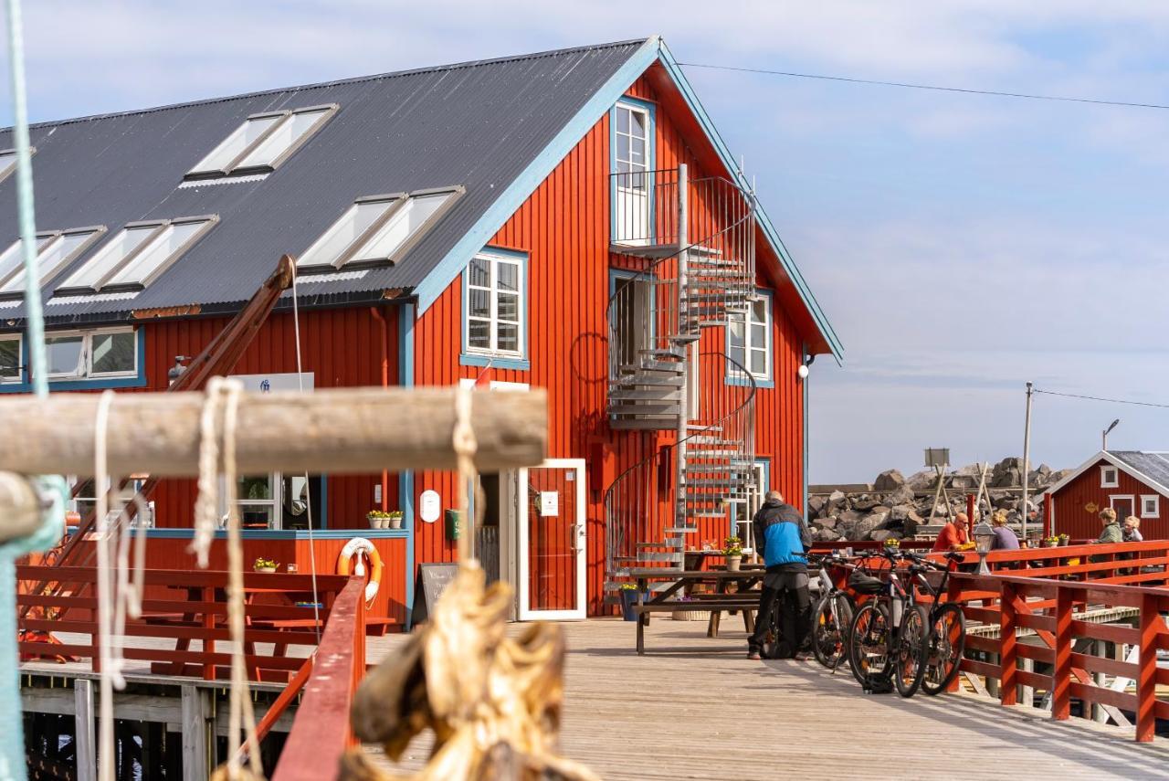 Brygga Restaurant&Rooms Å Exteriör bild